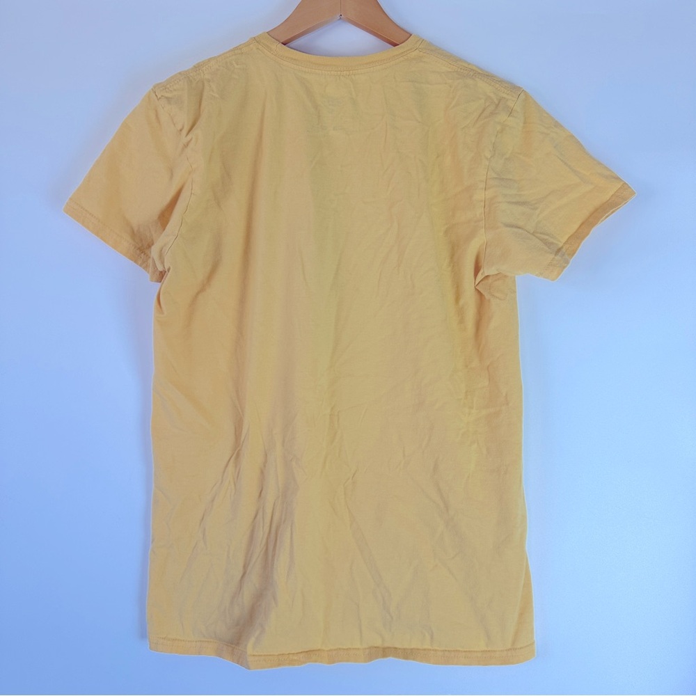 Disney Walt Disney World Women’s M Yellow Tee Retro Rainbow Graphic Tee T-Shirt - Picture 3 of 5